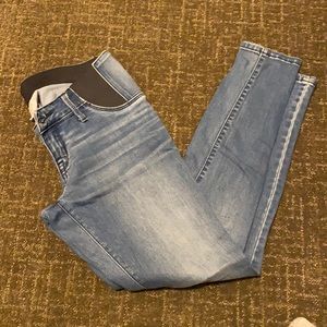 Isabel maternity by Ingrid and Isabel Jegging